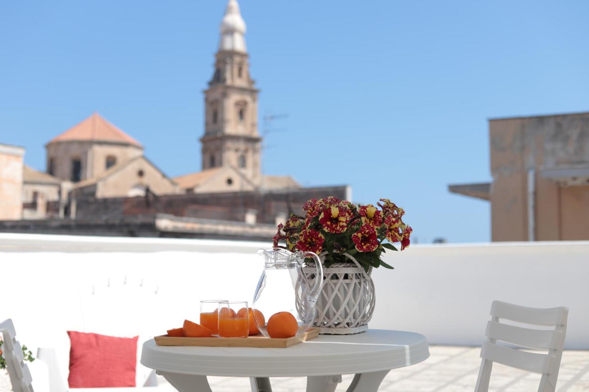 Dimore Madi Con Terrazza Monopoli Bagian luar foto